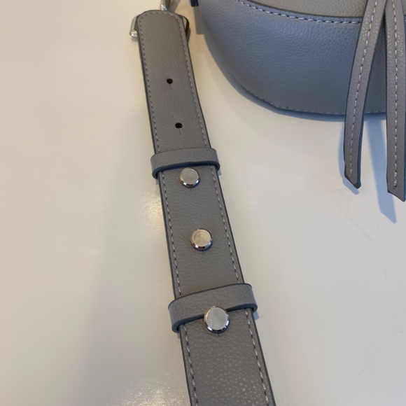 *NWOT* Indigo Grey Faux Leather Crossbody Bag - Picture 16 of 16